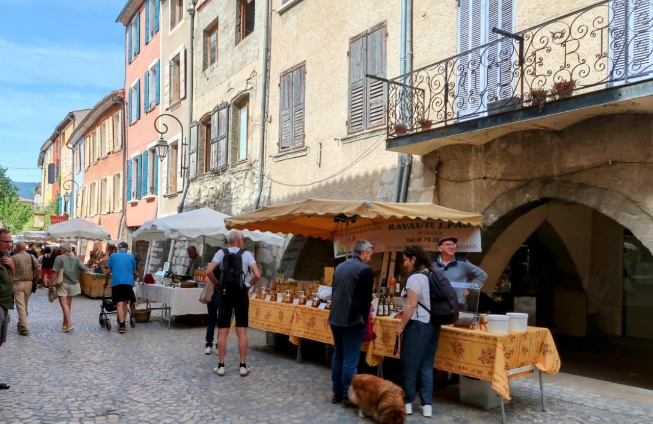 La Terrasse D'Olea, Au Coeur Du Village Buis-les-Baronnies Bagian luar foto